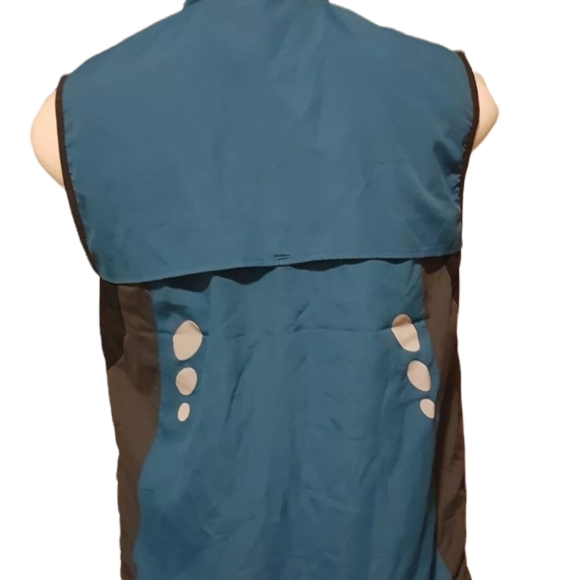 Men's Stormtech Performance Blue Vest Size Sm, Lrg, XL (2/$15) - Picture 3 of 10